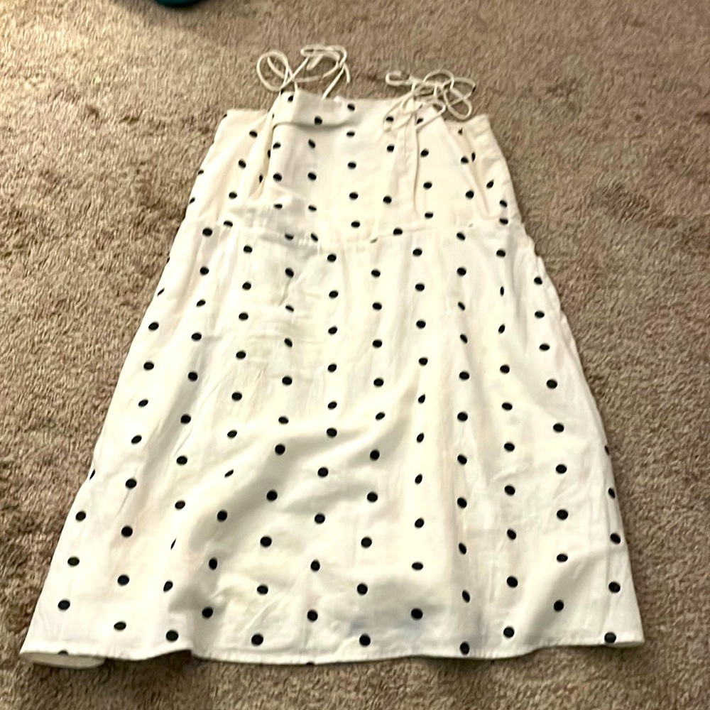 white and black polka dot sinched dress, string tied straps, size XL, Old Navy